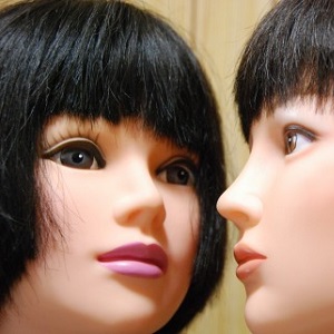 チラシで失敗しない美容院の戦略とは（Bilingual Edition）