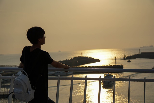 『色彩を持たない多崎つくると、彼の巡礼の年』(村上春樹著)を冒頭だけ読んで(Bilingual Edition)